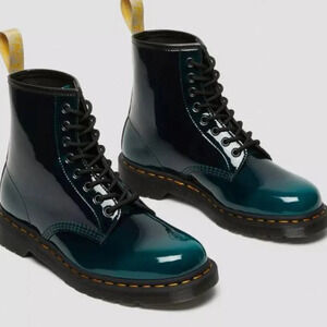 Dr. Martens  Vegan 1460 Gloss Lace Up Boots. Sz: 5